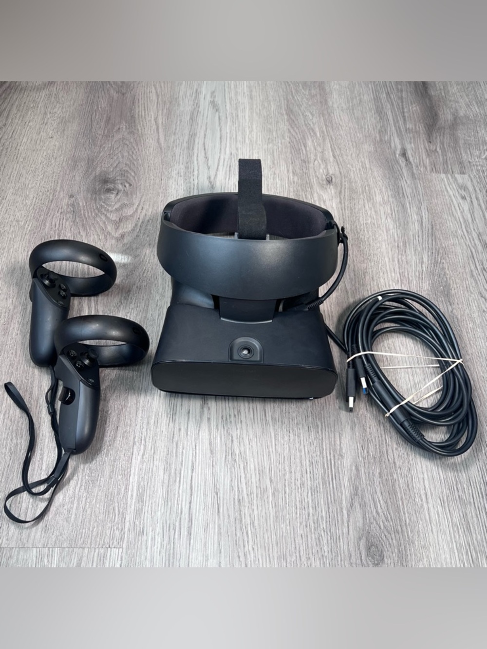 Oculus Rift S PC VR Headset R-C-FB3-DX45JH UNTESTED 2 Controllers Cables Bundle